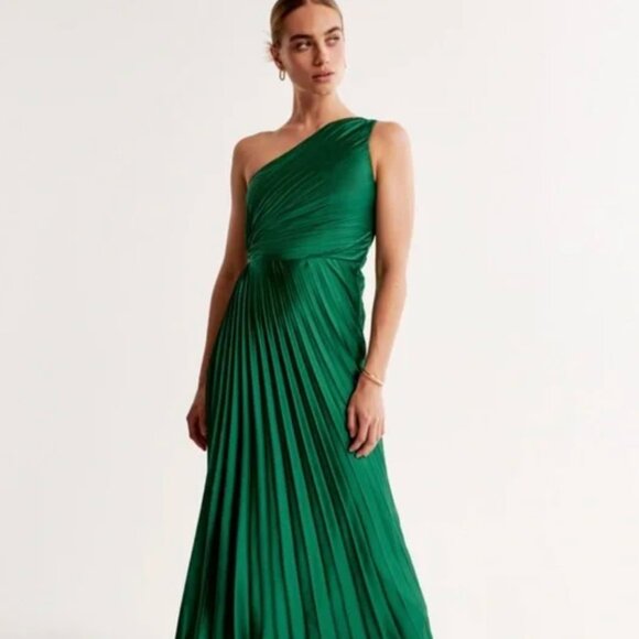 NWOT Abercrombie & Fitch Giselle Pleated Maxi Dress In Green Medium - Picture 2 of 9